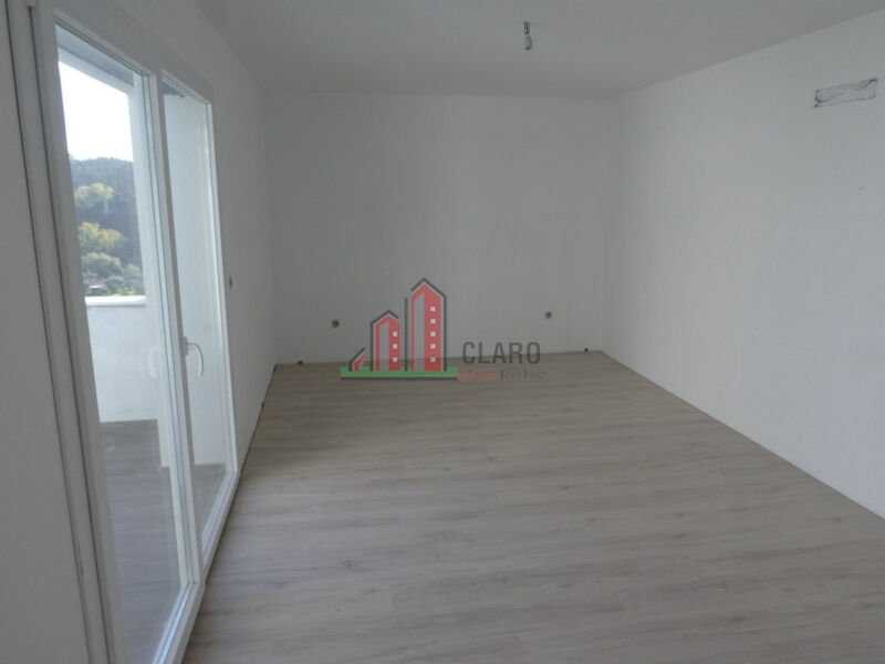 House 5 bedrooms Isolated Coimbra - terrace, air conditioning, garage