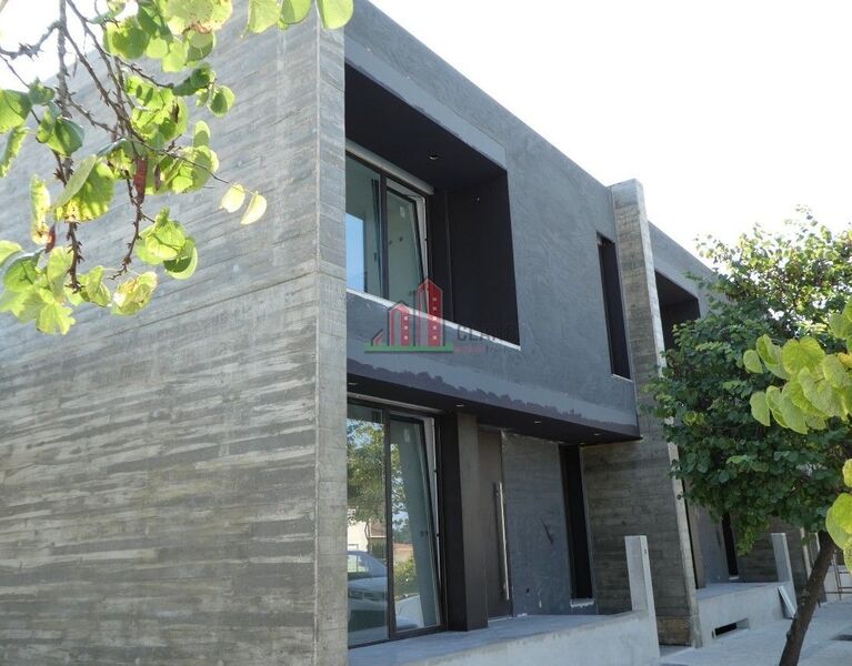 House new 4 bedrooms Condeixa-a-Nova - air conditioning, balcony, garage, solar panels