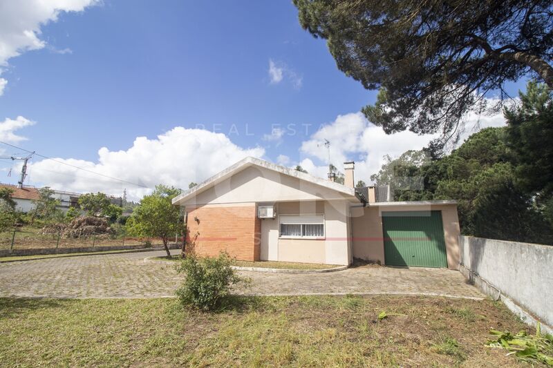 House well located V4 Leiria