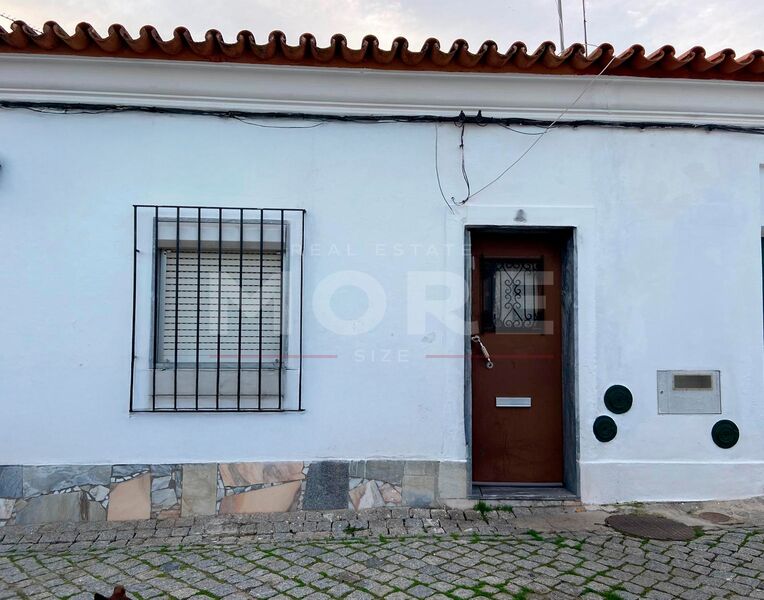 House Single storey 1 bedrooms Bairro Santa Maria Évora - marquee