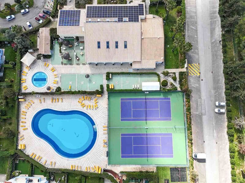 Apartamento de luxo T2 Oásis Park Portimão - terraço, ténis, jardins, piscina, cozinha equipada