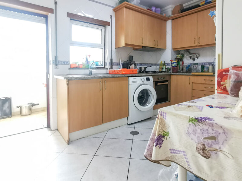 Apartamento Moderno bem localizado T2 Quinta do Amparo Portimão - varanda, ar condicionado, cozinha equipada