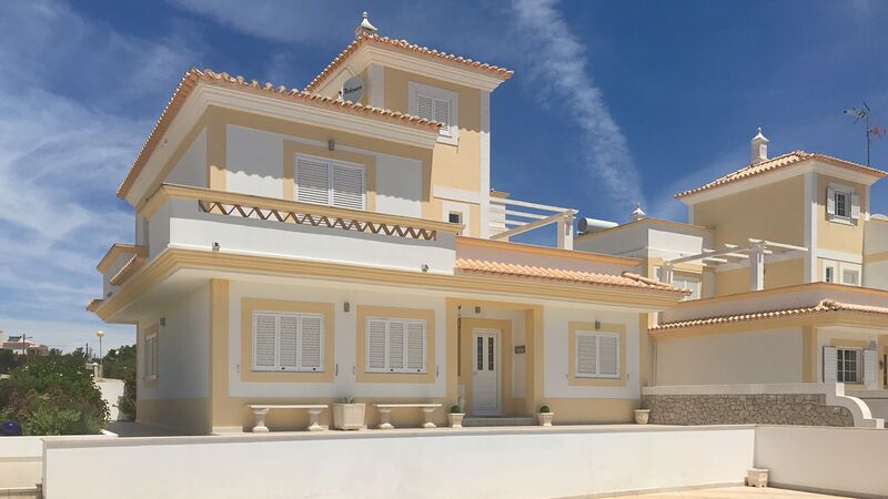 House V4 Semidetached Altura Castro Marim - garage, store room, terrace, quiet area, fireplace, barbecue, swimming pool, balcony