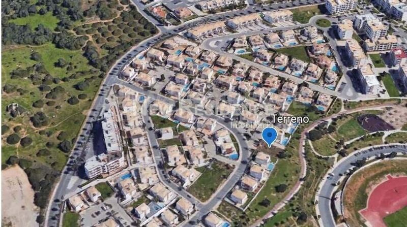 Land with 450sqm Albufeira