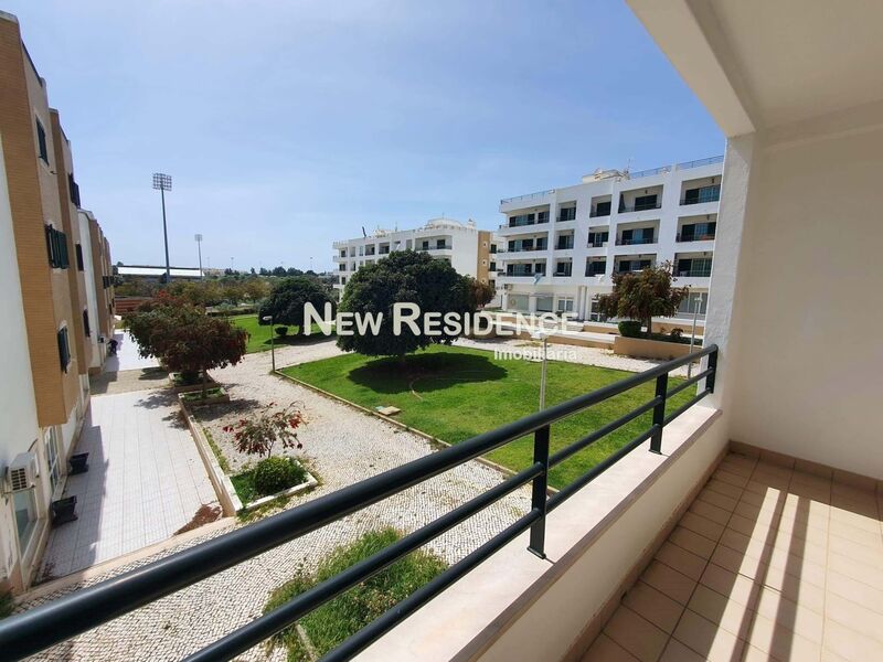 Apartment nouvel near the beach T2 Albufeira - parking space, swimming pool, garage, balcony