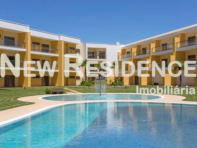 Apartment T2 Albufeira - barbecue, kitchen, swimming pool, gardens, balcony, playground, terrace