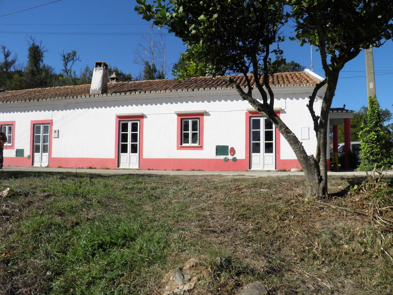 Farm 2 bedrooms Monchique - water hole, fireplace, water, fruit trees