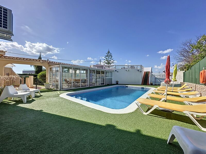Moradia V4 Lagoa (Algarve) - bbq, piscina, garagem, terraços, jardim