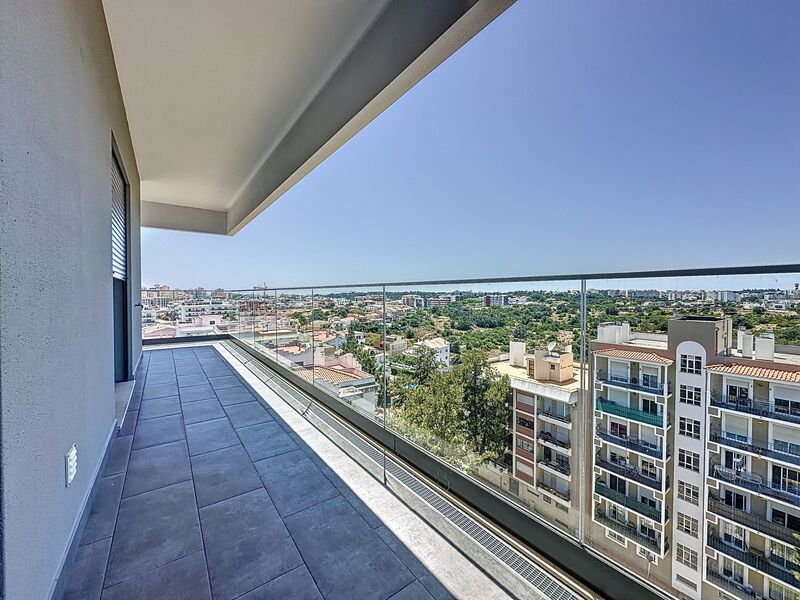 Apartment 4 bedrooms new Fojo Portimão - underfloor heating, balcony, great location, barbecue