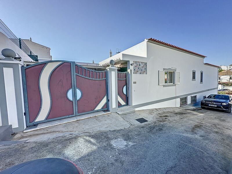 House/Villa V4+1 Estômbar Lagoa (Algarve) - , , ,