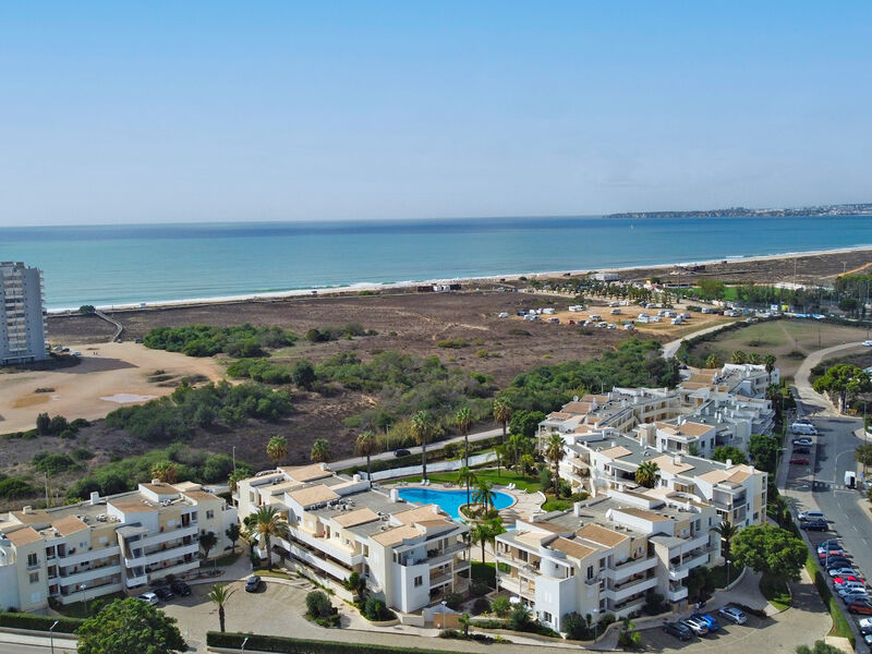 Apartment T1 in good condition Vila da Praia Alvor Portimão - swimming pool, air conditioning, balcony, garage