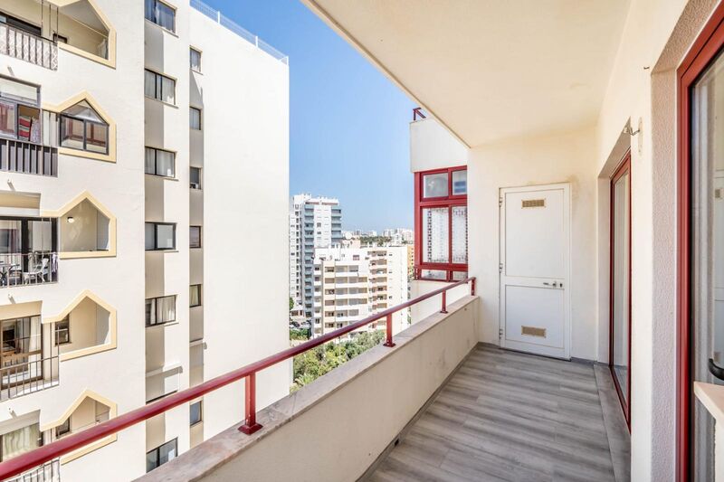 Apartamento Renovado com vista mar T2 Praia da Rocha Portimão - varandas, vista mar