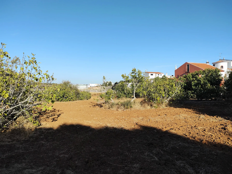 Terreno com 6075m2 Portimão - Chão das Donas - água