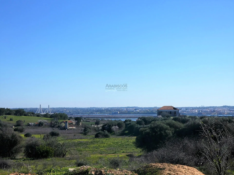 Land Urban with 10600sqm Portimão - easy access, water, great view