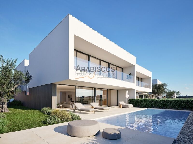 Moradia Moderna em construção V4 Lagos Santa Maria - varandas, piscina, terraço, garagem, ar condicionado, vista mar, piso radiante