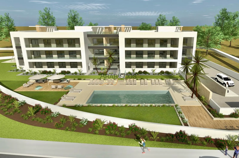 Apartment 3 bedrooms Portimão - balcony, gardens, parking space, garage, swimming pool, condominium, balconies