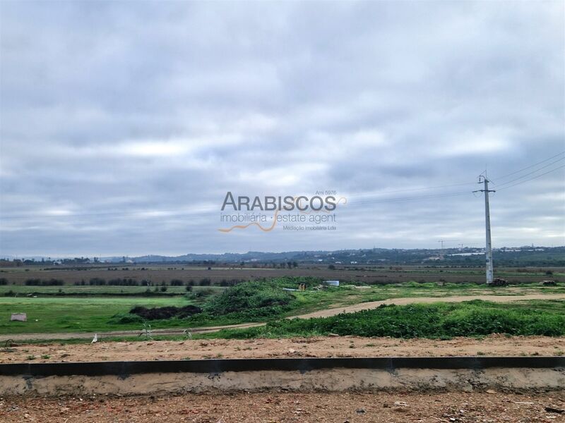 Plot of land with 373sqm Lagoa - Centro Lagoa (Algarve) - excellent access