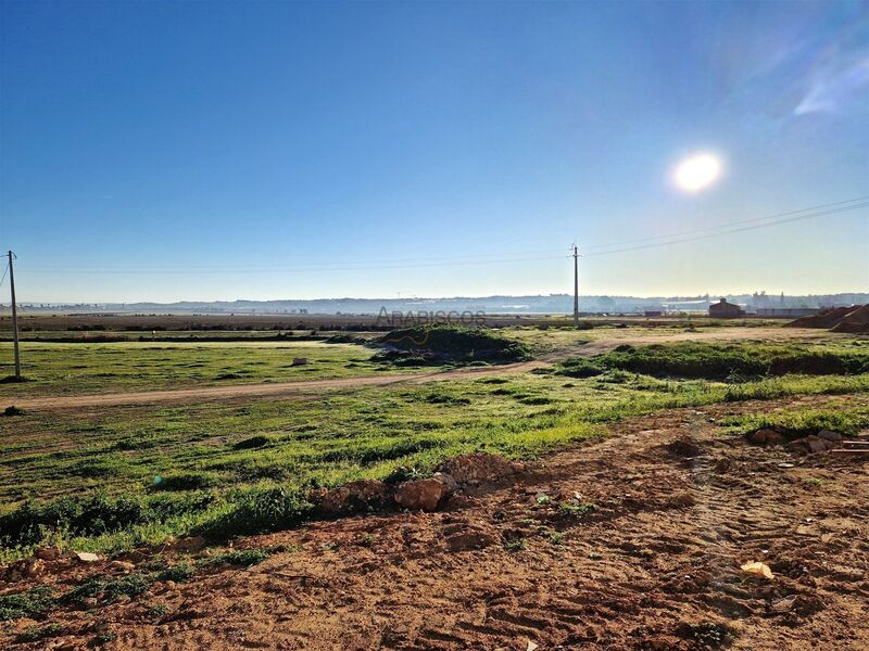 Plot of land with 373sqm Lagoa - Centro Lagoa (Algarve) - excellent access