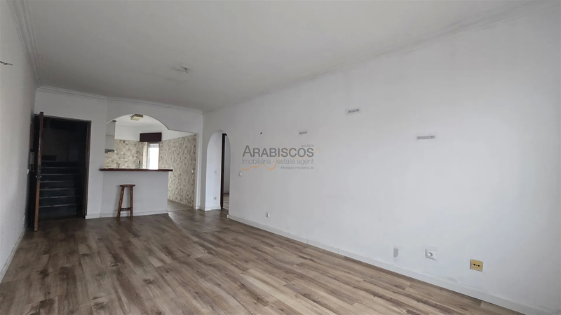 Apartamento T2 Remodelado no centro Alvor - Centro Portimão - varanda, piscina