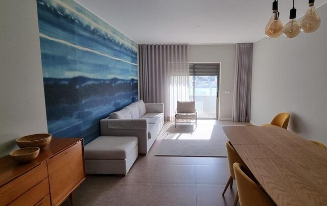 Apartment T4 Portimão - ,