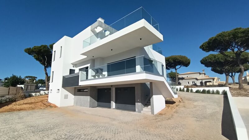 House new 4 bedrooms Fonte Santa Quarteira Loulé - equipped kitchen, garage, swimming pool, barbecue