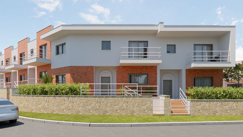 House V2 nueva townhouse Mosqueira Albufeira - garage, air conditioning, solar panel, swimming pool, balcony, equipped kitchen, garden