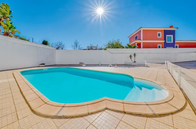 House V5 Pêra Silves - fireplace, swimming pool, countryside view, garage, barbecue, store room, equipped kitchen, terrace