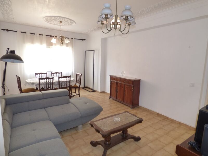Apartment in the center 3 bedrooms Alameda Portimão - kitchen, balcony, balconies, great location, terrace, 2nd floor