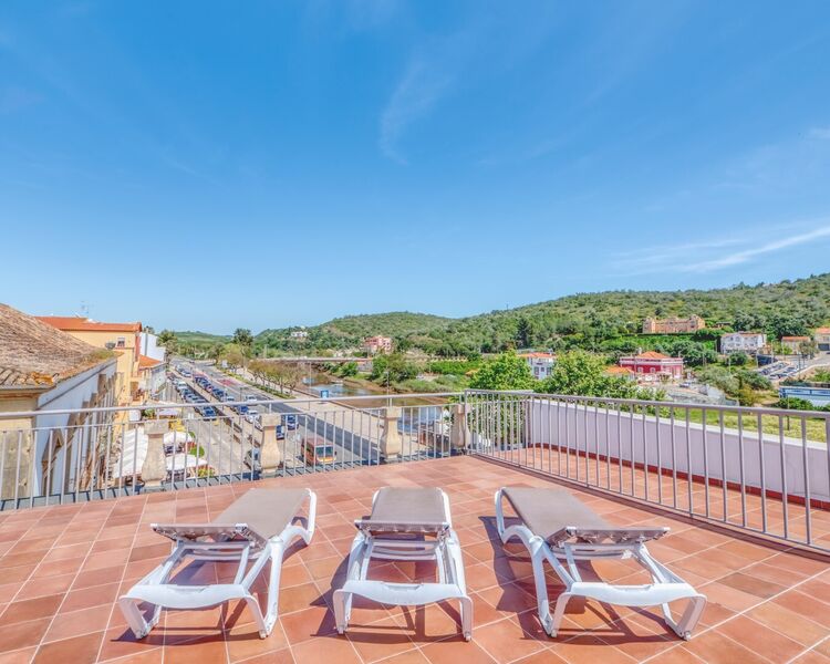 Apartamento novo T1 Centro Silves - piscina, terraço, ar condicionado