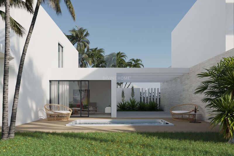Casa Geminada perto da praia V3 Ferragudo Lagoa (Algarve) - varanda, jardim, painéis solares, piso radiante, piscina, condomínio fechado, garagem, ar condicionado