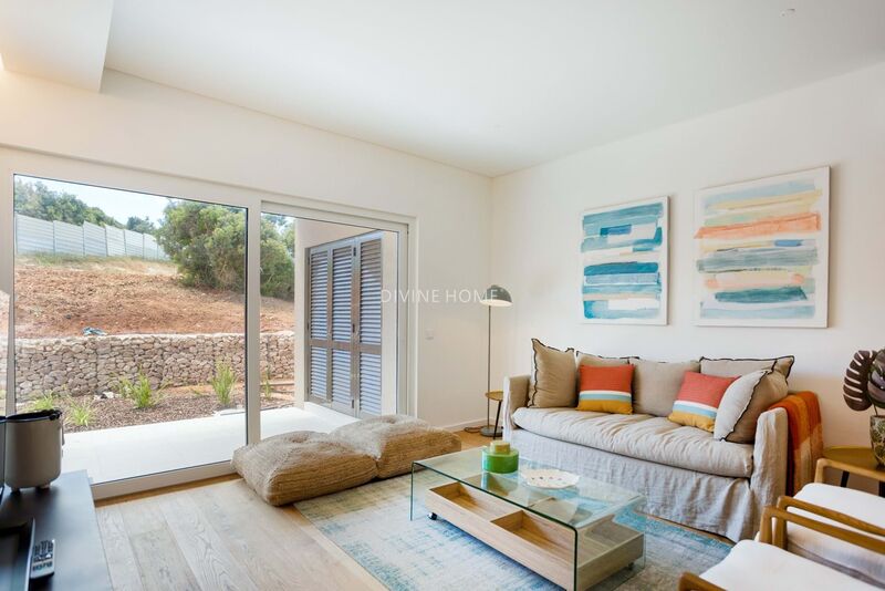 Apartamento em construção T3 Carvoeiro Lagoa (Algarve) - jardins, mobilado, varandas, terraços, ar condicionado, piscina, equipado, muita luz natural, bonitas vistas