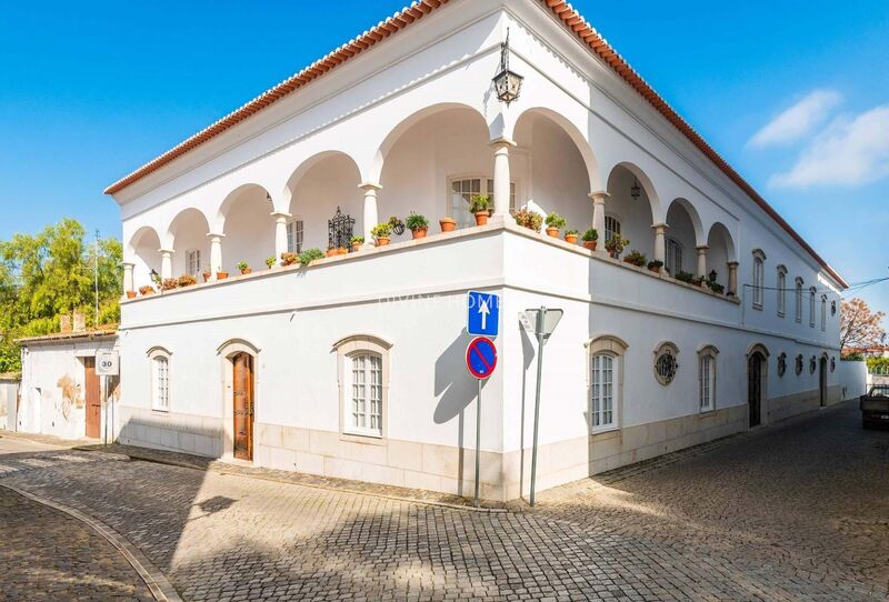 Casa V6 Moura (santo Agostinho e São João Baptista) e Santo Amador - piscina, jardim, terraço, arrecadação, garagem, lareira