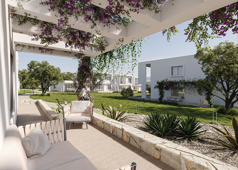 Apartamento T3 de luxo em construção Carvoeiro Lagoa (Algarve) - painéis solares, ar condicionado, piscina, mobilado, equipado, jardim, muita luz natural, terraços