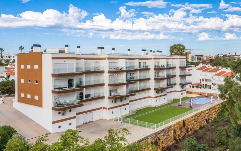 Apartamento T2 Moderno Albufeira - jardim, vidros duplos, ar condicionado, varanda, terraço, equipado, piscina