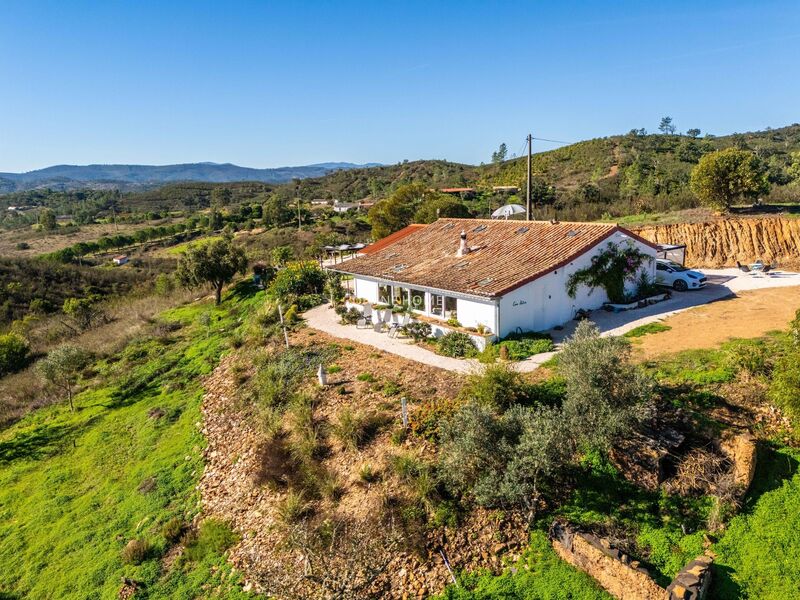 House Modern in the field V3 São Marcos da Serra Silves - fireplace