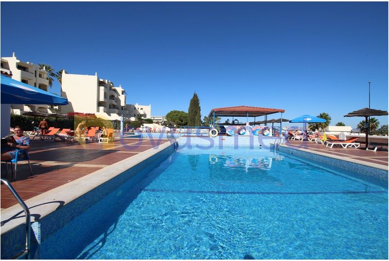 Apartment T0+1 in the center Vale de Santa Maria Albufeira - balcony, sea view, gardens, tennis court, swimming pool