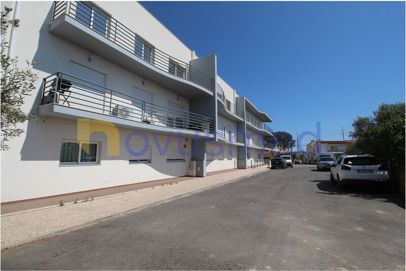 Apartment nieuw T3 Tunes Silves - ground-floor, double glazing, quiet area, garden, balcony, garage, solar panels, kitchen