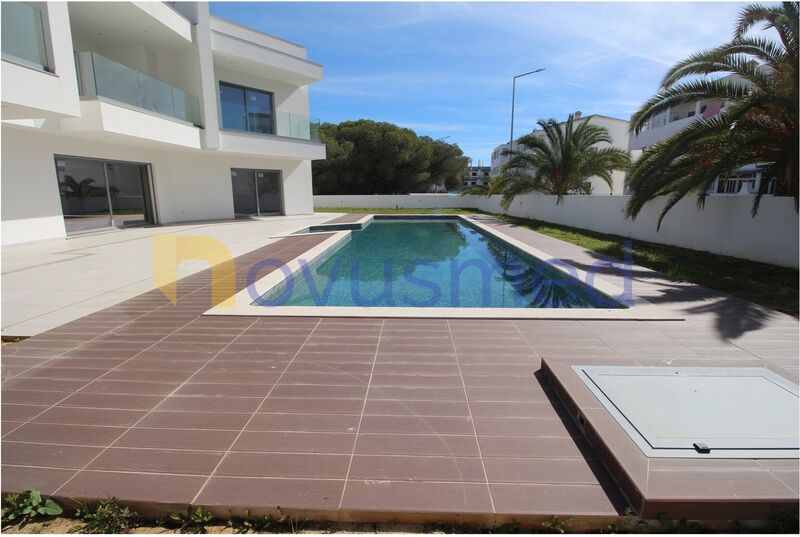 House Modern V4 Galé Guia Albufeira - air conditioning, terrace, underfloor heating, solar panels, sea view, swimming pool, barbecue