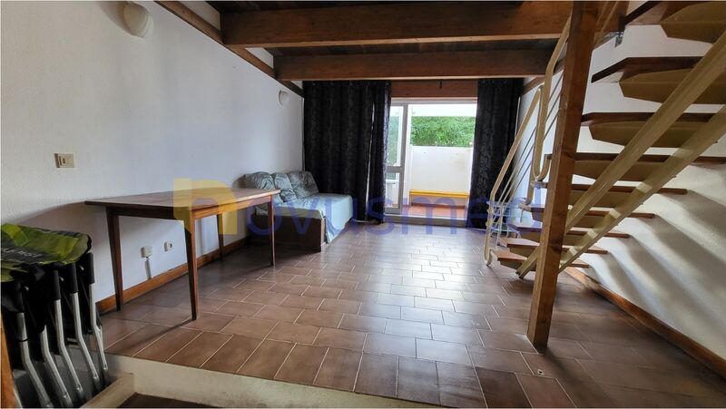 Apartment T2 Duplex Montechoro Albufeira - lots of natural light, great location