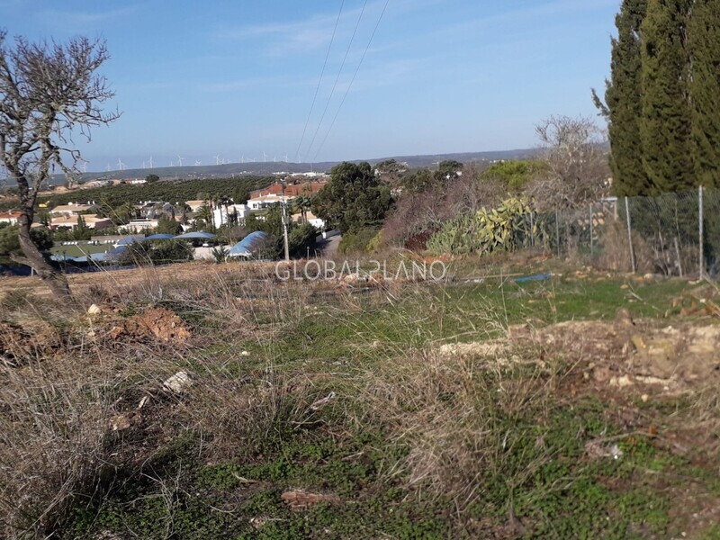 Plot with 469.50sqm Ferrel/ Lagos Luz - water hole, water, easy access