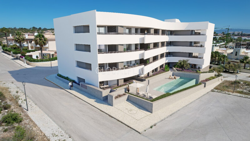Apartment 1+1 bedrooms Lagos Santa Maria - equipped, air conditioning, swimming pool, kitchen