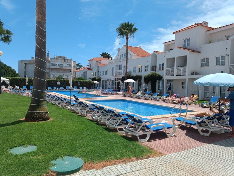 Apartamento T1 Albufeira - r/c, terraço, ténis, ar condicionado, piscina