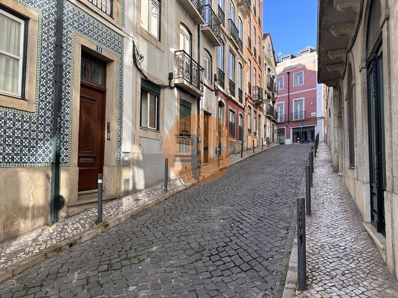 Building city center Rua de São Bento Lapa Lisboa - yard, easy access