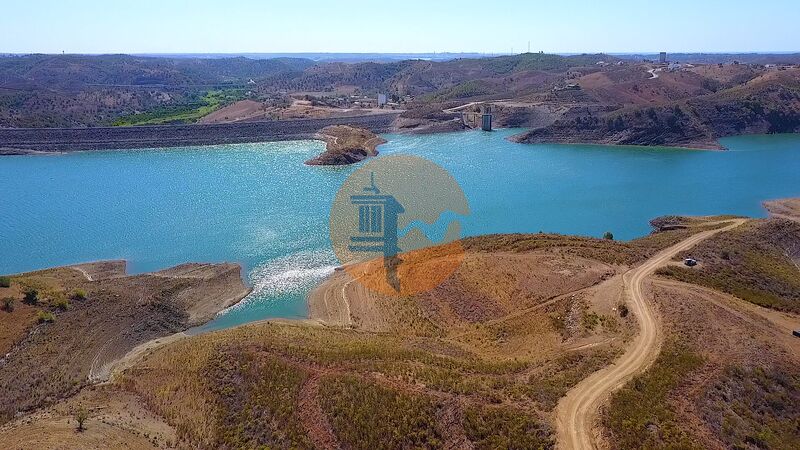 Land neue with 7640sqm Alcarias Grandes Azinhal Castro Marim - water, easy access, great location