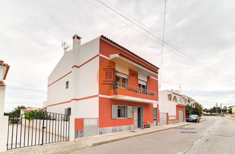 House V4 Hortas Vila Real de Santo António - garage, fireplace, barbecue, terrace, balconies, balcony