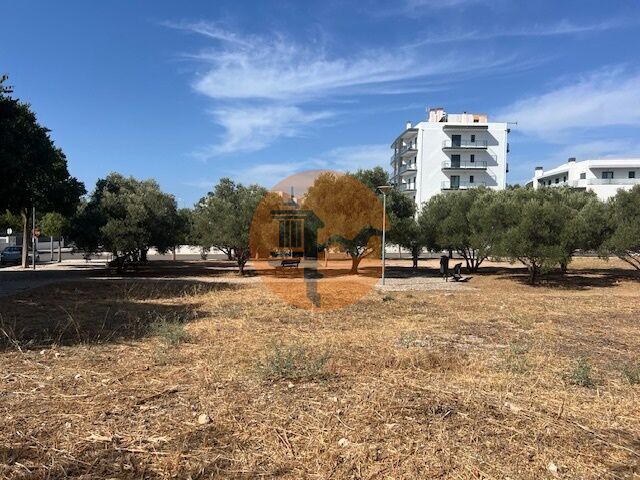 Land uusi with 2579sqm São Clemente Loulé