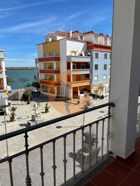 Apartamento T1+1 Vila Real de Santo António - cozinha equipada, varanda