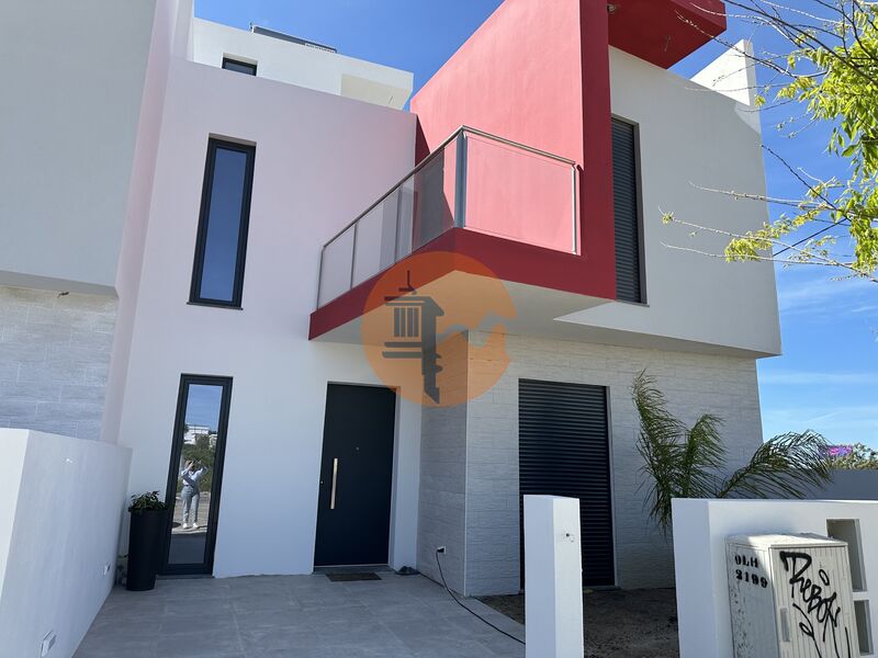 House 4 bedrooms under construction Quelfes Olhão - balcony, balconies, swimming pool, quiet area, sea view, terrace