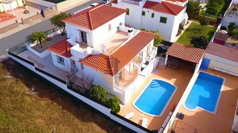 House 4 bedrooms Altura Castro Marim - terraces, parking lot, garden, air conditioning, balconies, fireplace, swimming pool, balcony, barbecue, terrace
