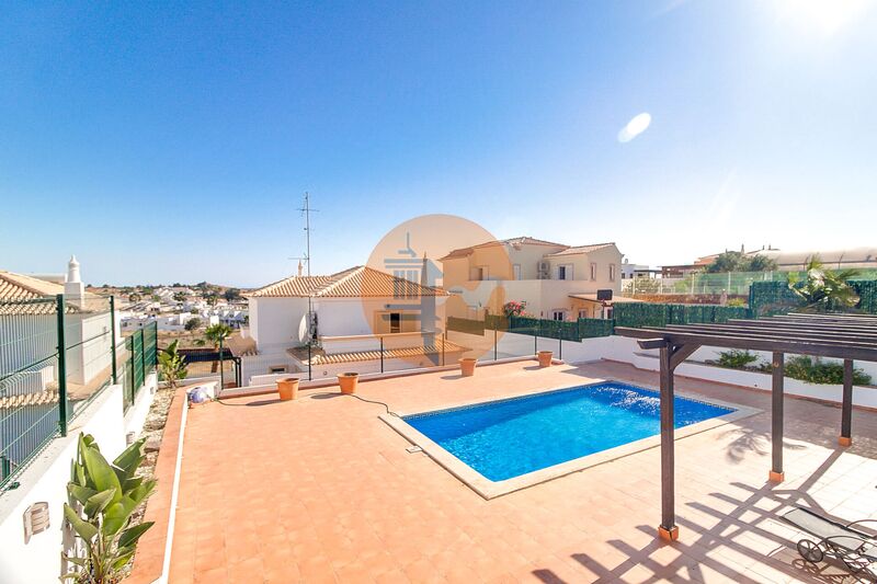 House 4 bedrooms Renovated Quinta da Cerca Castro Marim - air conditioning, garage, beautiful views, barbecue, balcony, swimming pool